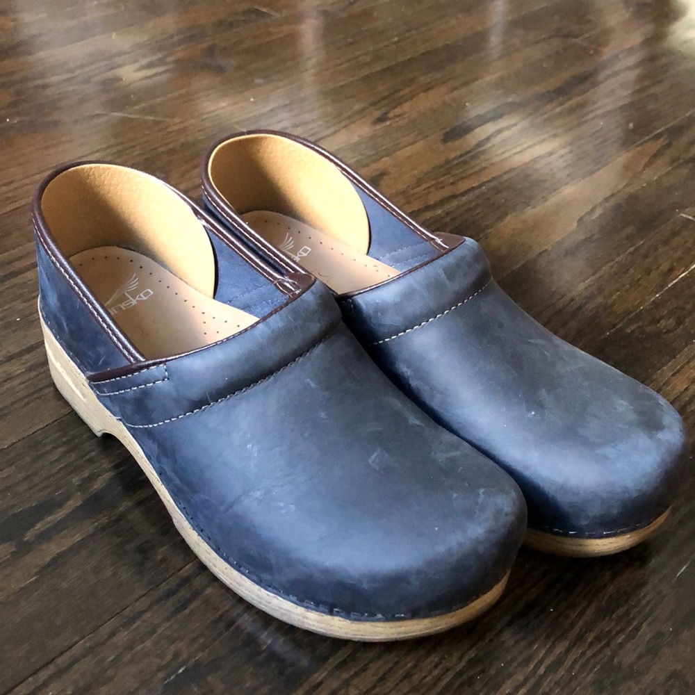 Dansko Clogs - The Professional - Blue Oiled